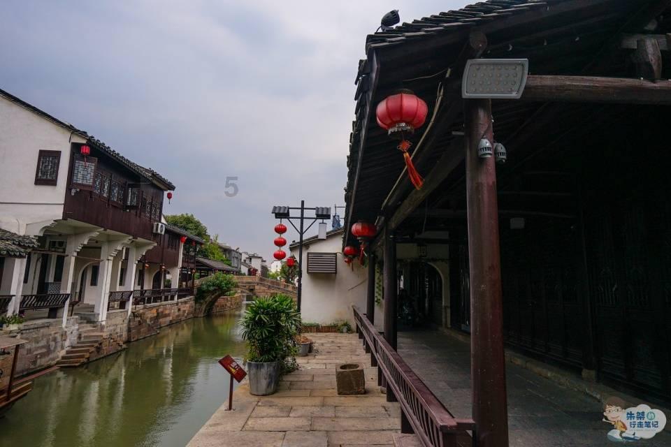 贵阳市政协十三届三次会议开幕